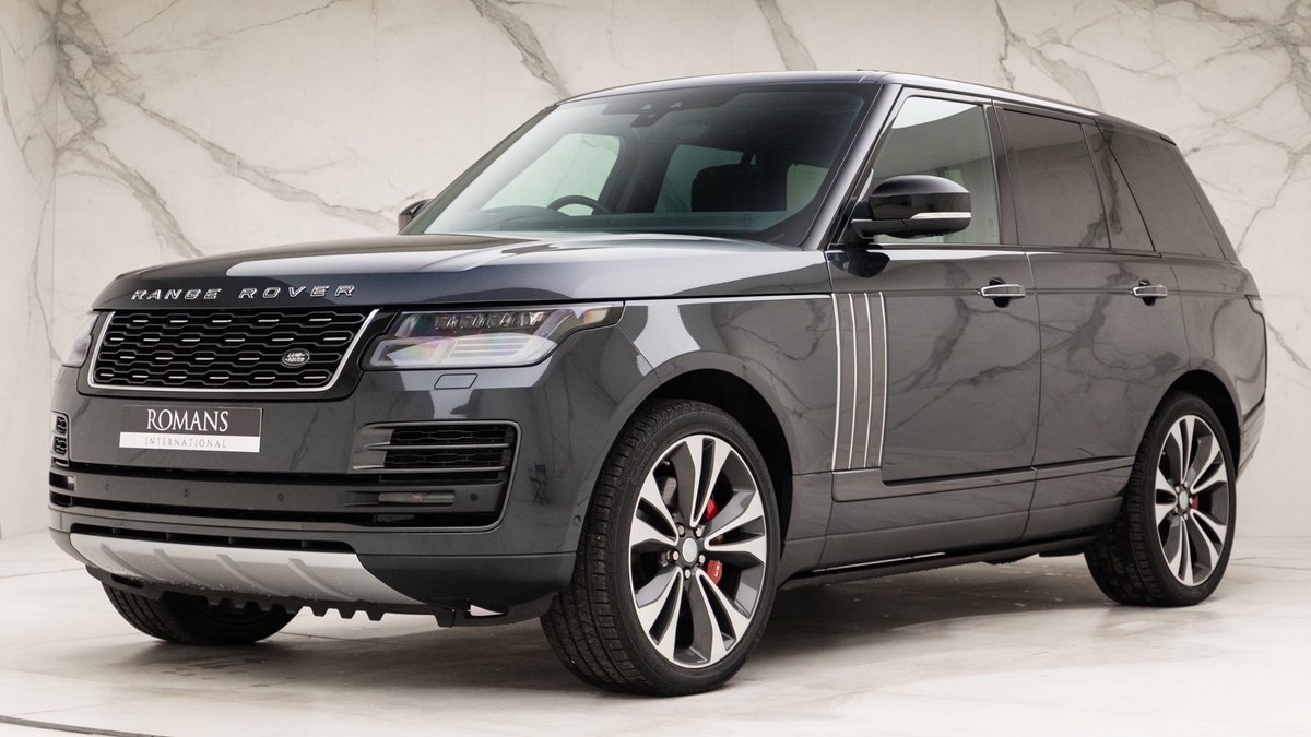 RomansCars's tweet photo. One of the benefits of a new model on the horizon is that lots of people look to move on their old one meaning we've got some great new Range Rover stock. #NoWaitingLists #NoPremiums #PerfectStopGap https://t.co/5vYt3i3x9q
