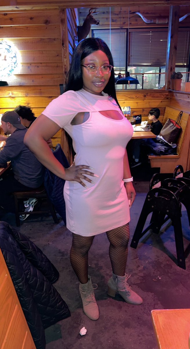 TashaRodriguez9's tweet photo. It’s my 21st birthday!!! I’m finally an adult!! 🥳🥳🎉 #birthdaygirl #birthdaylove #freedom #grownandsexy #cutewoman https://t.co/WmIMbWdYo1