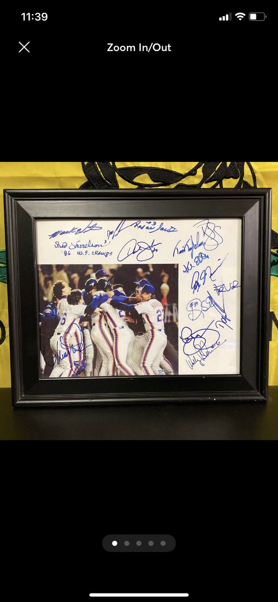 Moyard89's tweet photo. @DocGooden16 got this a while back and noticed you signed it twice.  Never really have really seen anything like it. I know you’ve signed tons of product, remember this by chance? https://t.co/aSv6CsJq2r