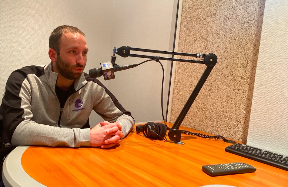 JSCherbourg's tweet photo. Retrouvez @JulienLeonard18 dans le KOP France Bleu avec @AnthoRaimbault à partir de 18h30 🎙️

Au programme 👉 la formation et l'équipe réserve🤾‍♂️ https://t.co/X8RGi75pTJ