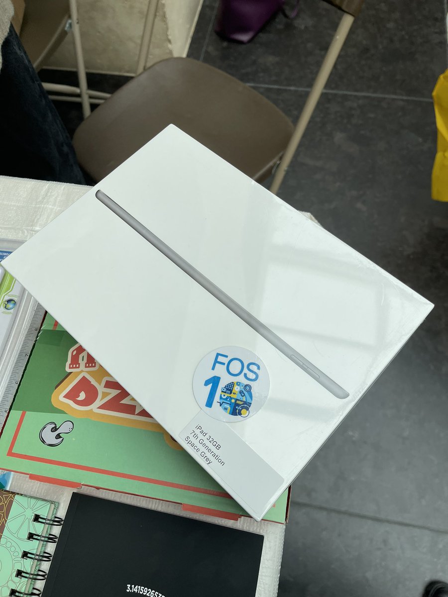 TorontoMetSci's tweet photo. Come get some free pie at the #RyersonScience #PiDay celebrations! There’s games and prizes too. #FOS10 https://t.co/GxuOoEsLuf