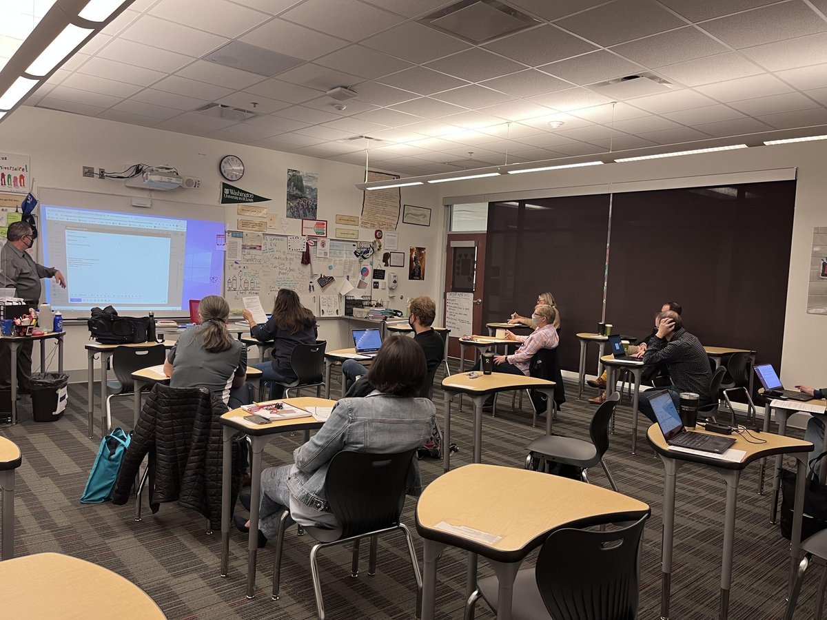 mrsacbragg's tweet photo. Snapshots from our annual US Mini Conference this morning! This is entirely teacher-led and proposals included a variety of strands-assessment design, engagement, wellness, and more! #woodwardway #waupper #EdLeadership #edchat #21stedchat @WoodwardAcademy https://t.co/aduUV52HKy