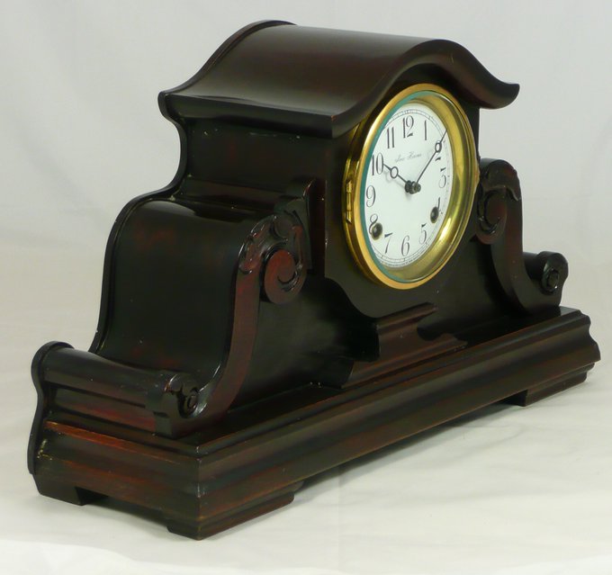 AlmanacAntiques's tweet photo. Though #NewHavenClockCompany produced all sorts of clocks, from #mantelclocks to #banjoclocks to #regulators and #grandfathers, some of its most popular with the #cabinetclock series beginning with the letter “O.” Learn more. https://t.co/yRzyKVzZw0 https://t.co/mWHpNl6Hpn