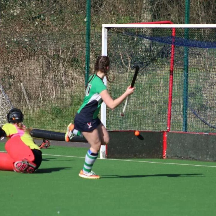 CheddarHC's tweet photo. Cheddar 1st team - undefeated in Wessex 1 - Congratulations 🏑💚🏆 #greenhockey #hockeychamps https://t.co/1LFeTvFscJ