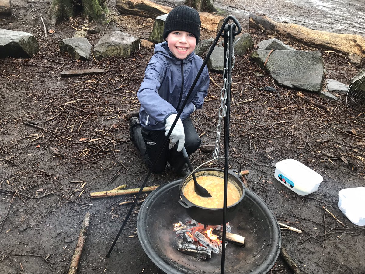 LanarkPrimary's tweet photo. Week 2 of 🔥Fire Club. The rain didn’t stop us from building fires and making soup outdoors! 👏#SpringBackIntoClubs https://t.co/40HDh2VPCR