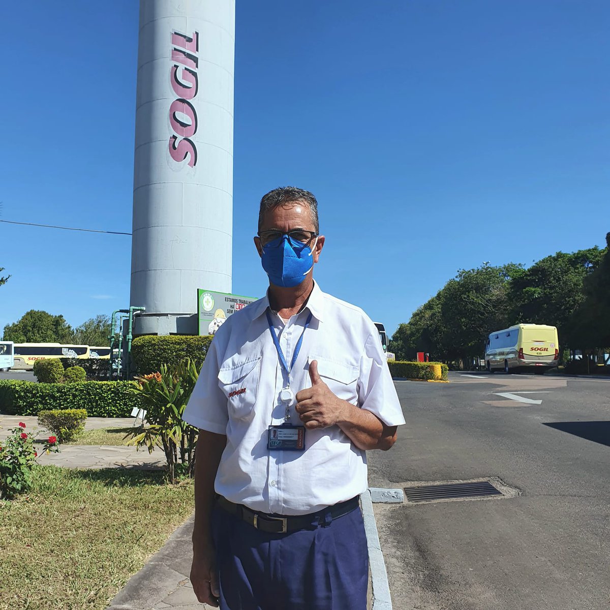 SOGIL_Oficial's tweet photo. #Elogiado🏅🚍👏🏽
O Fiscal Itamar recebeu #elogio de um colega. Confira:
🗣️"Gostaria de parabenizar pelo bom trabalho realizado com os colaboradores e pelo respeito com os clientes e os colegas. Sempre que tenho alguma dúvida, recebo esclarecimento"
#Parabéns #SOGIL https://t.co/G8CWYjNVa4