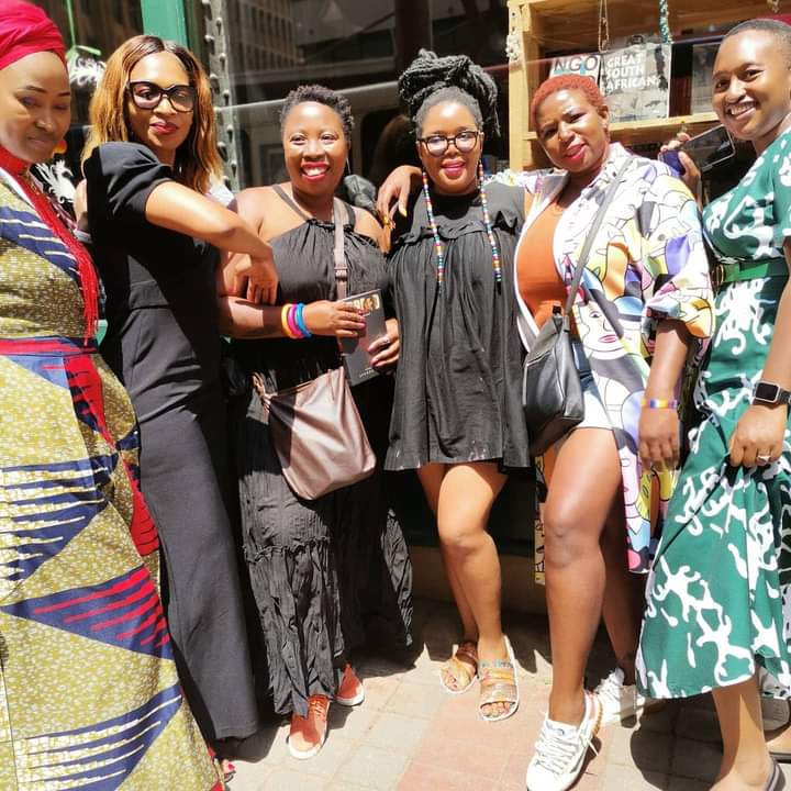 BTC_BC18's tweet photo. #spotted BTC members at @Nonkosi_Ayanda book launch @bridgebooksjozi. Congratulations Ayanda, this psychological thriller promises delicious things.

#Scarred #Bookclubbing #booklaunch #indieauthor https://t.co/Gb6JC31YIY