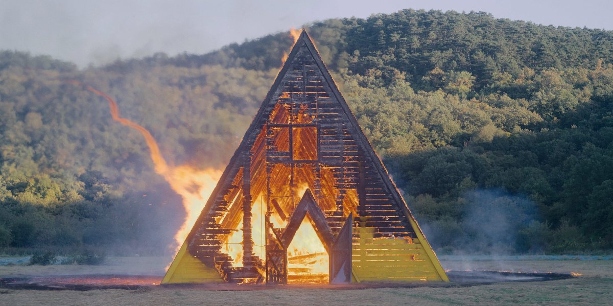 Midsommar (2019)