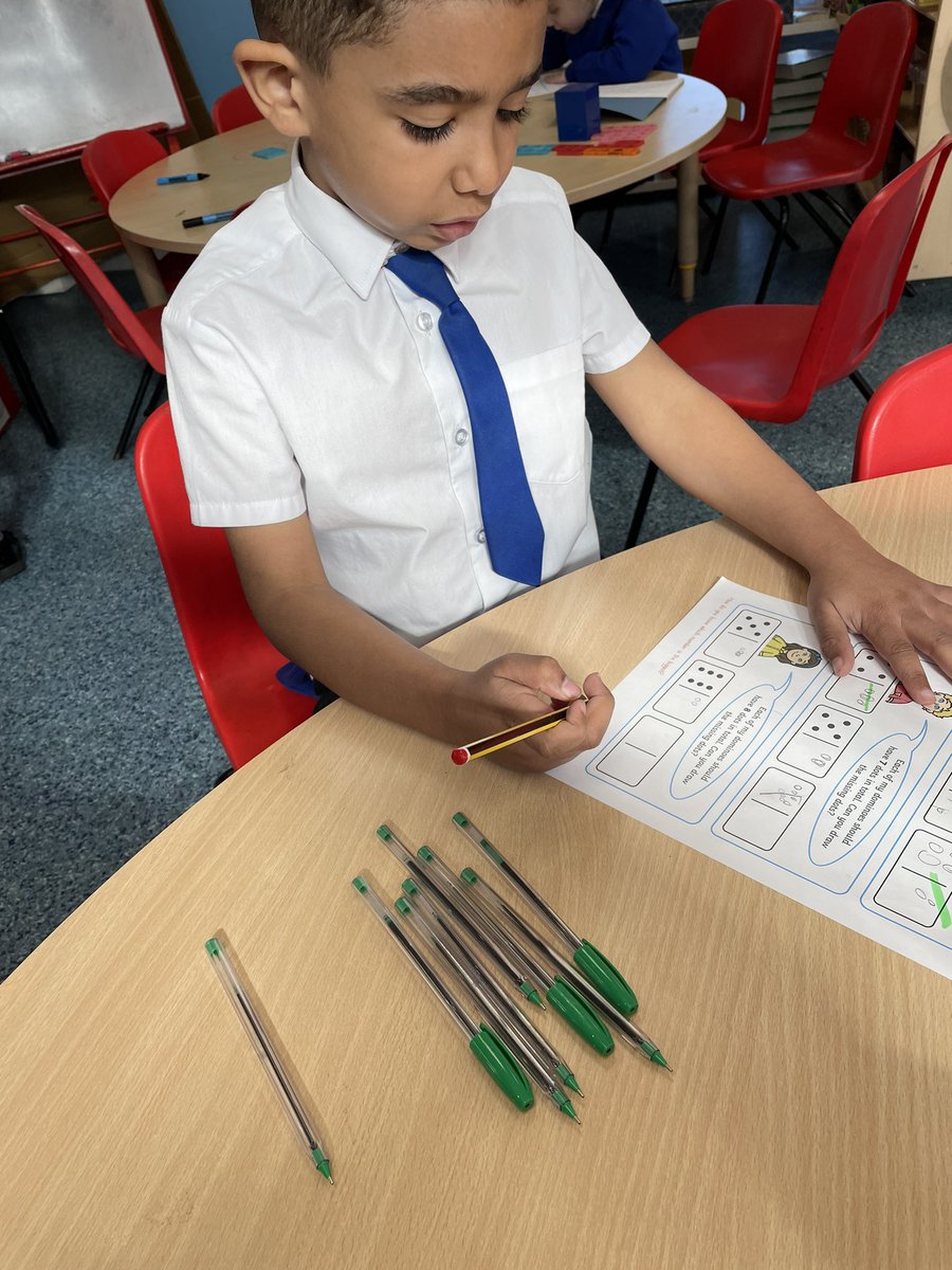 AbbeyPrimary's tweet photo. T used #concreteobjects to support him with finding how many more dots were needed on the dice. #maths https://t.co/GPJ50HZ6J9