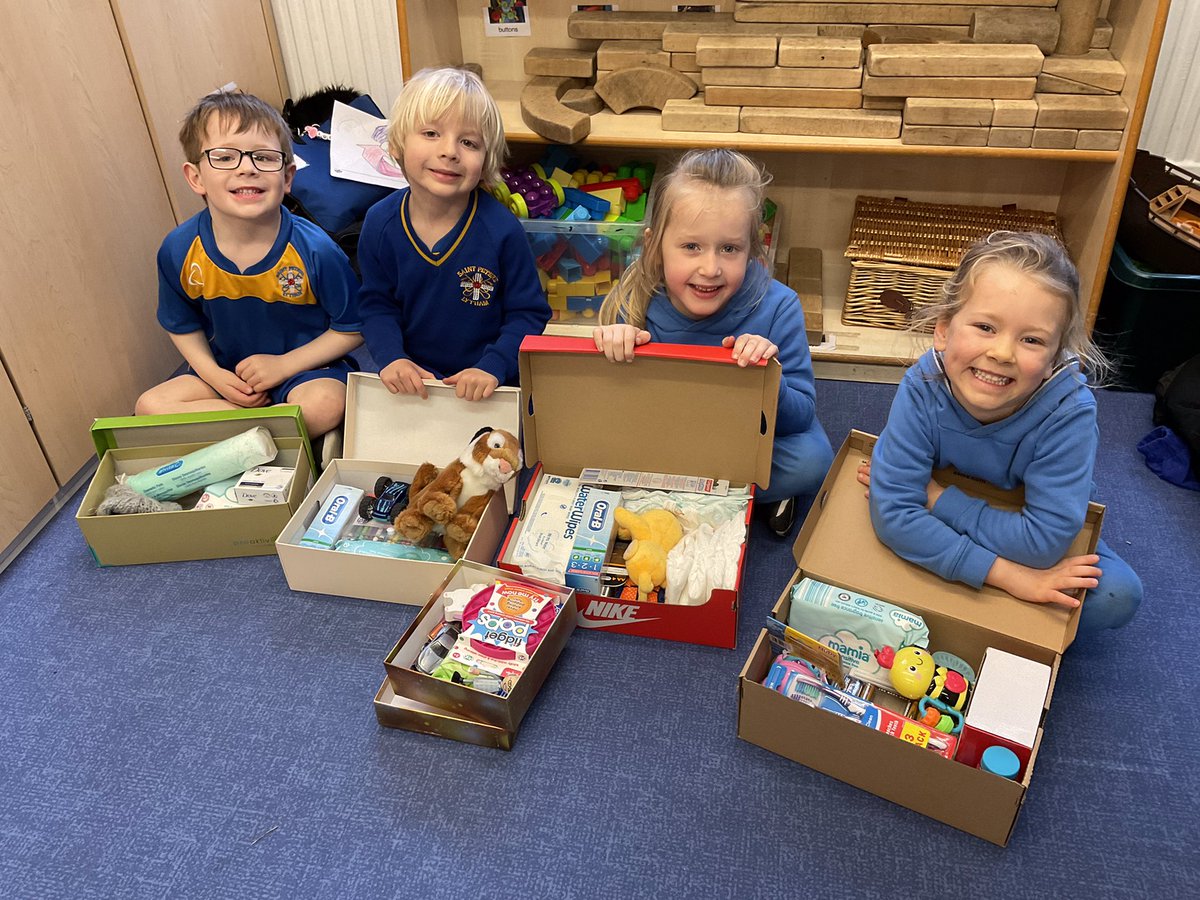 StPetersLytham's tweet photo. Reception have collected items and packed them into shoe boxes to be sent to Ukrainian refugees. Well done reception. 😍 https://t.co/xO0bJq3Ahk