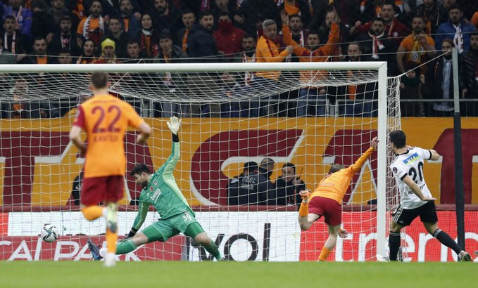 Galatasaray'ın ikinci golü 📸