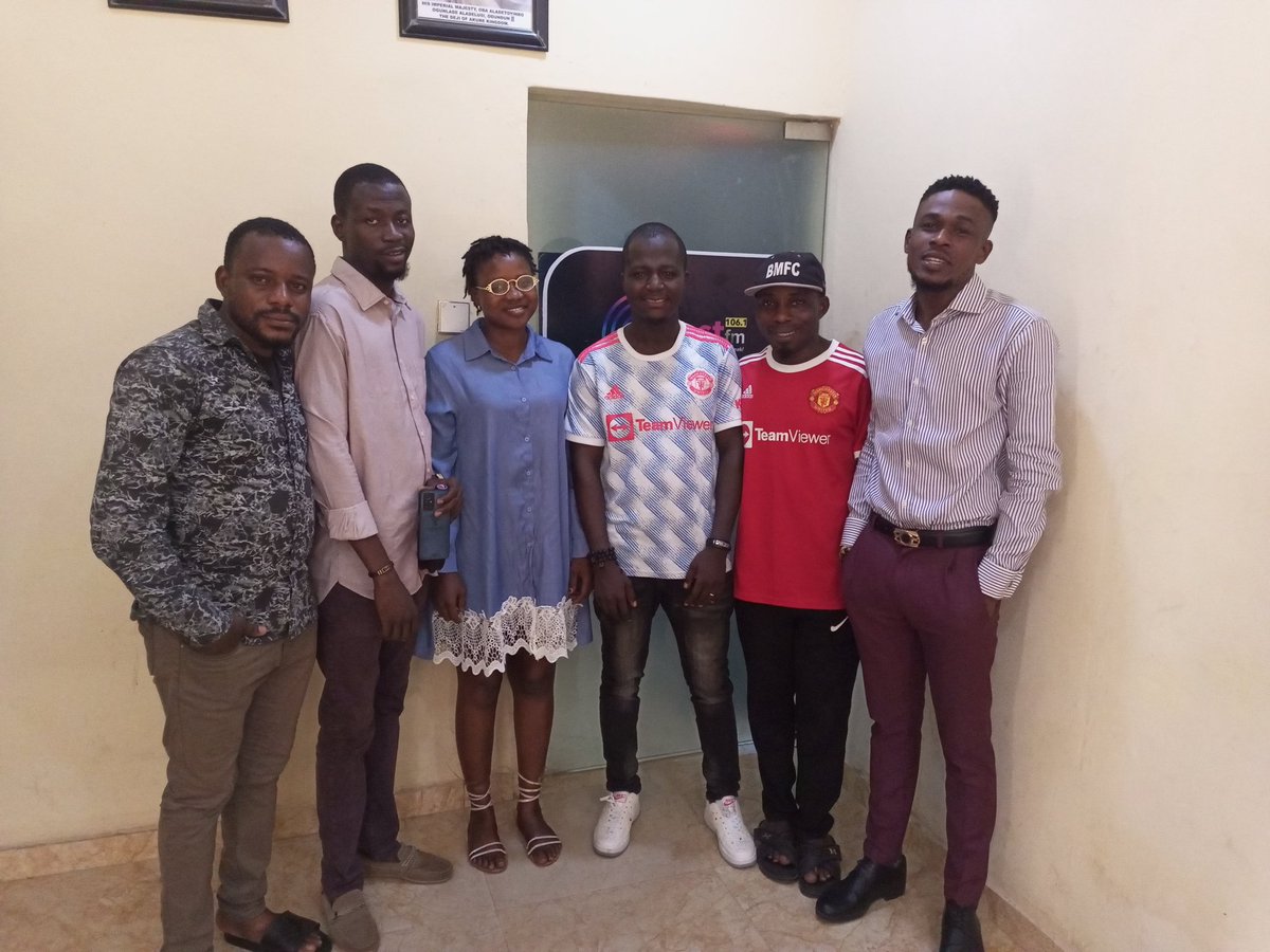 Ijobasport1's tweet photo. A visit to AKURE, A visit to @crest1061fm
I'm glad to see my people again.
Today was fun @AkureHowFar
Cc @mcolumiko https://t.co/3PK5M1GevI