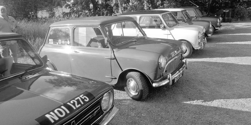 BulldogBDX's tweet photo. Just been reminded it's still Monday...
#MiniMonday #minimonday #onlyonemini https://t.co/Sa6pnEvI8u
