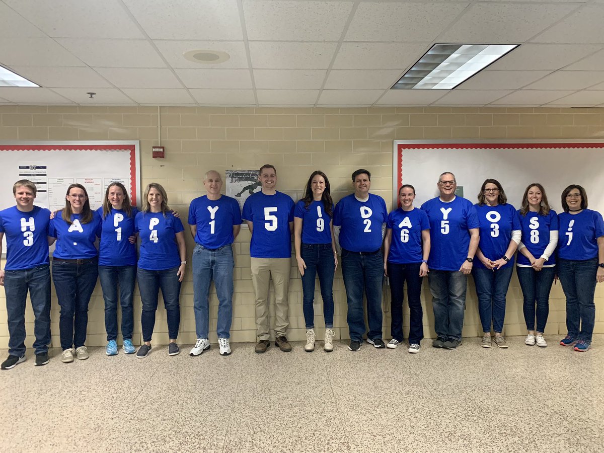 mara_lynn3's tweet photo. Happy Pi Day from your favorite math department #iteachmath #mmmmpi #owatonnaproud @ohsoffice https://t.co/lqrDwwpZnI