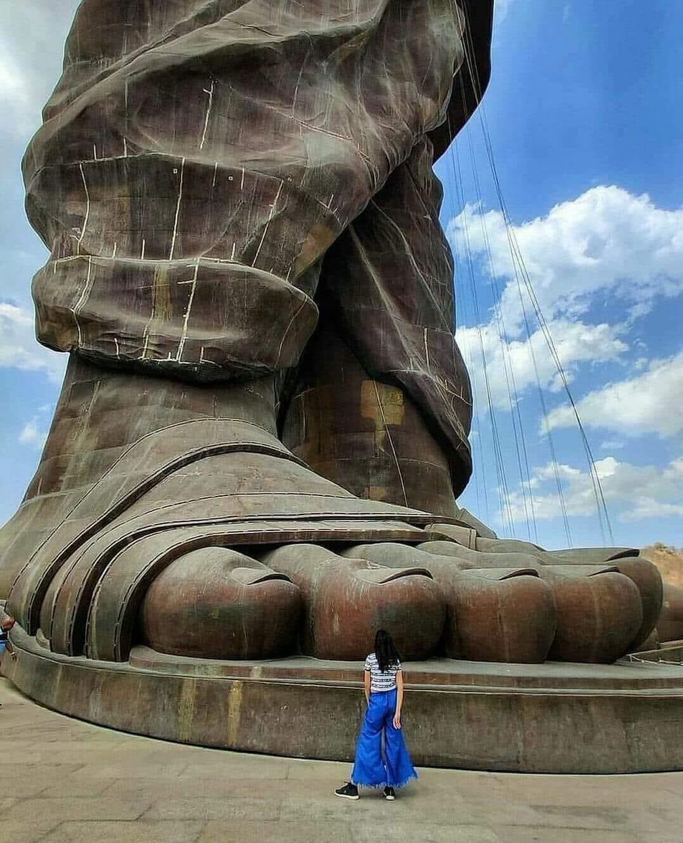hewawitharane's tweet photo. තාත්තා මන් වෙනුවෙන් කරපු දේවල් ඉස්සරහ මම 😊
🤴❤ https://t.co/0jLdzTnu9S