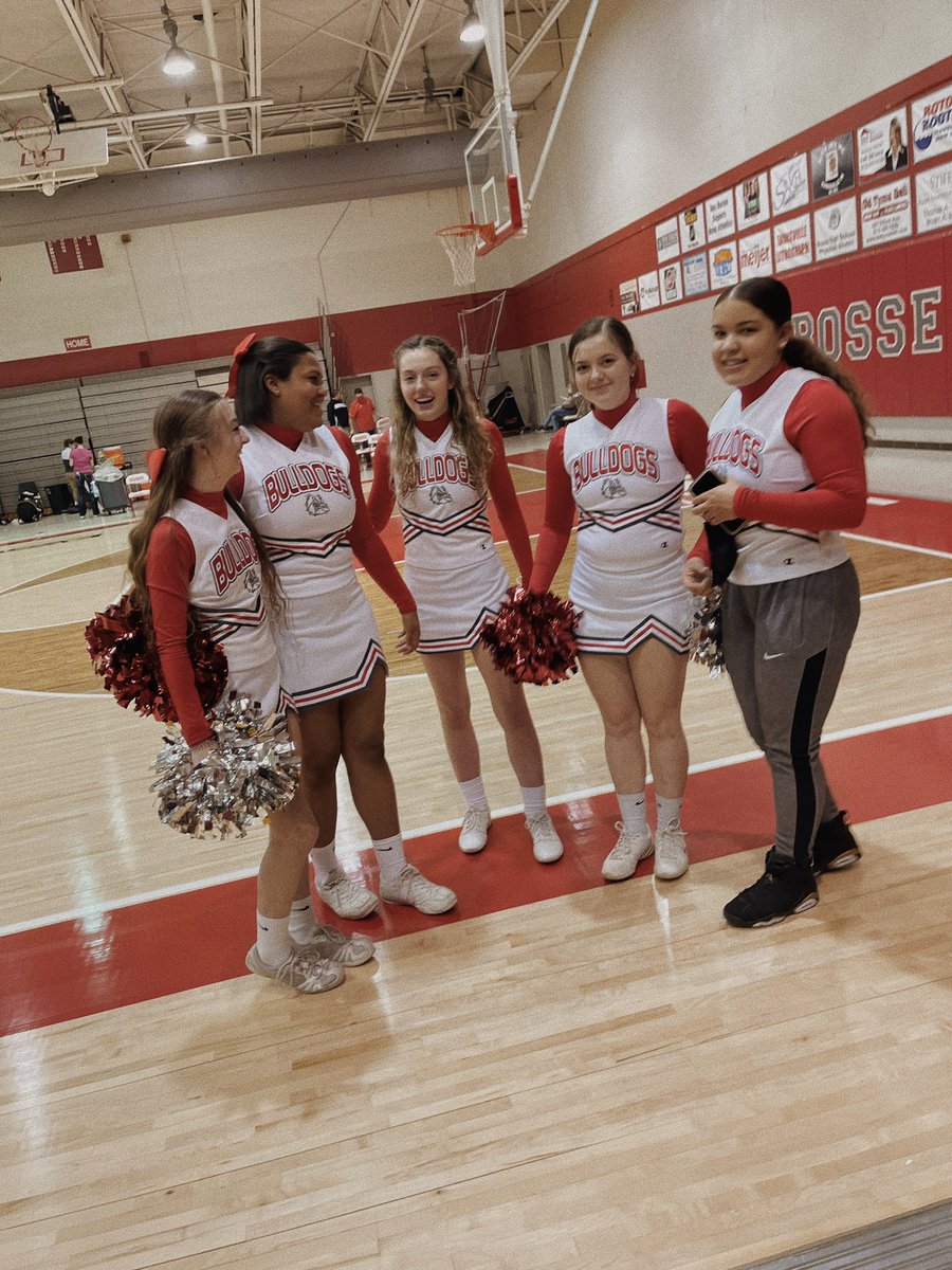 bregarrettt's tweet photo. finished my high school cheering career this past weekend. thankful for all of the sister i made throughout all 4 years of this sport. thank you bosse cheer for the life lessons i’ll carry forever and giving me the opportunity to grow as not only a cheerleader but person as well! https://t.co/CdSUVxggaM