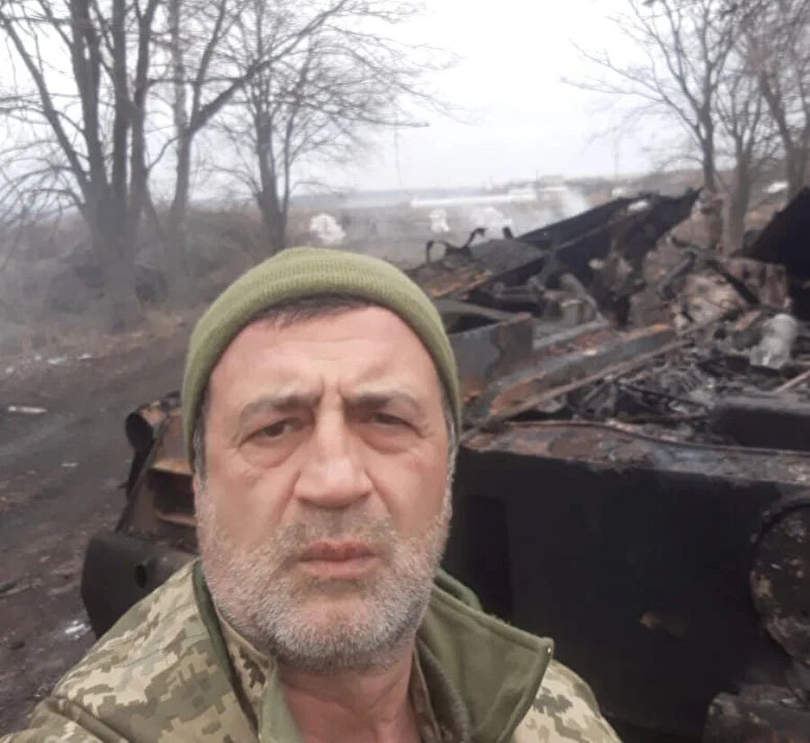 gztcom's tweet photo. Elazığ nüfusuna kayıtlı Sabri Özdoğan, Rus işgaline karşı Ukrayna ordusu saflarına katıldı: "Nerede öleceğin değil ne için öleceğin önemlidir"

https://t.co/uOQFntaO5s https://t.co/V3a7sk2ed6