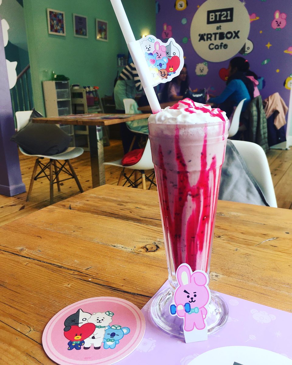 Girl8114's tweet image. I made it!!!! @BTS_twt #BTS #BTSArmy #artboxcafe #BTSJungkook #BTSV #BTSPTD_ON_STAGE_SEOUL #bt21 #cooky #tata