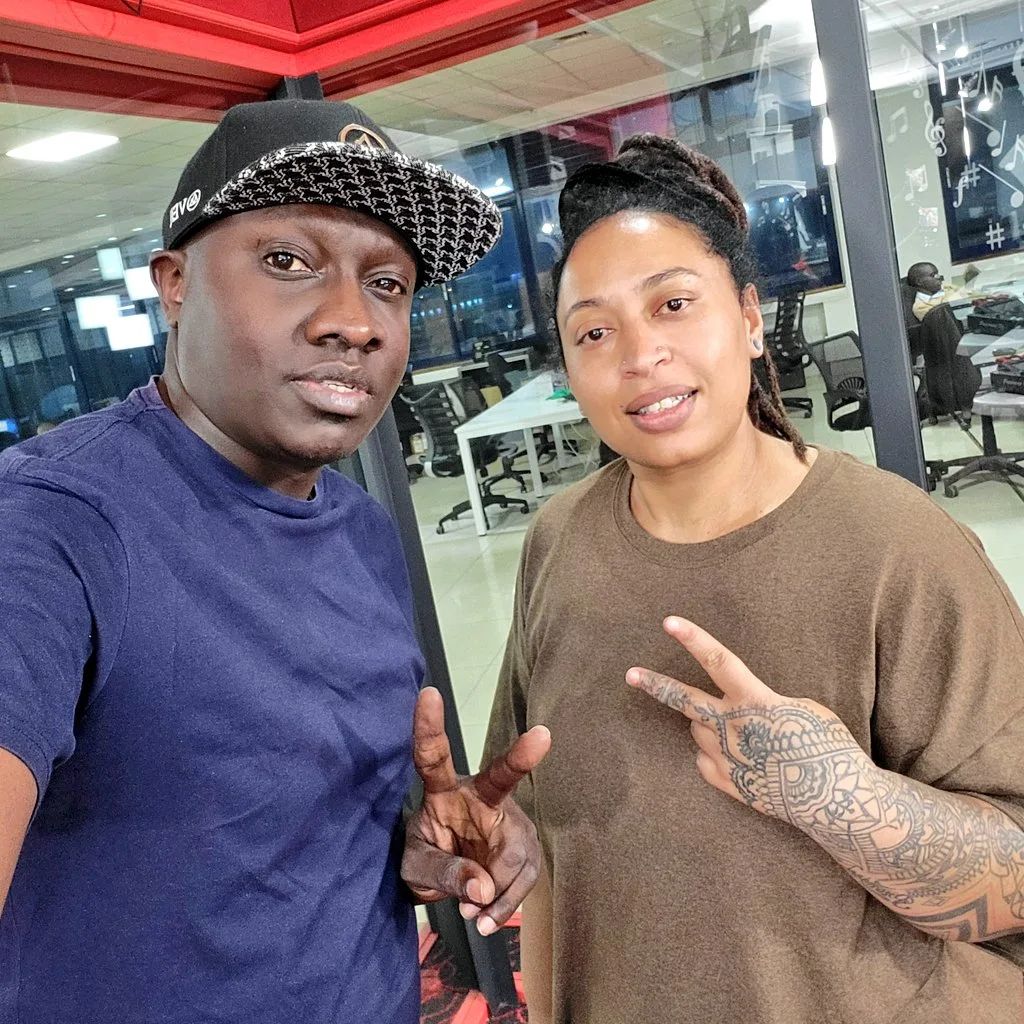 Waagwan vybeznation!! Its a fresh week 🤩🤩
What are you grateful for?
<a href="/NaziziHirji/">𝐍 𝐀 𝐙 𝐈 𝐙 𝐈 🇰🇪</a> <a href="/MuzikalSheriff/">The Decks Officer!</a>
#CeaseNSekkle
