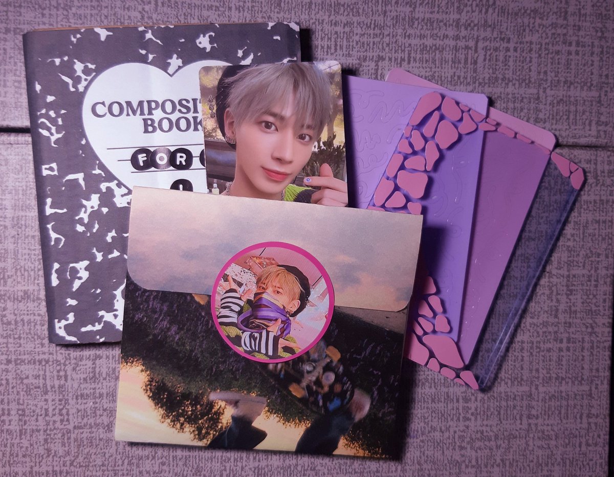 kriztaeh's tweet photo. : ฬฬโ๐โ#kzbudolz
โฆ @kuromihaul
โฐโโน Very late feedback, but thanks for bringing home tyun safely! The packaging was soo cute and aesthetically designed โค
#sofithanks * ห โฆ https://t.co/3ZQMtXg9uG