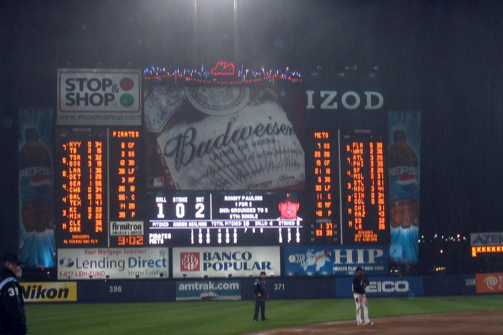 dchiego's tweet photo. I love Citi Field. The atmosphere is a good vibe for me. I also miss Shea Stadium. I really miss that scoreboard though, it was a thing of beauty, original. So many good memories of that old scoreboard. #SheaStadium #CitiFied #LGM @Mets ⚾️🍎 https://t.co/t9fruTg9G9