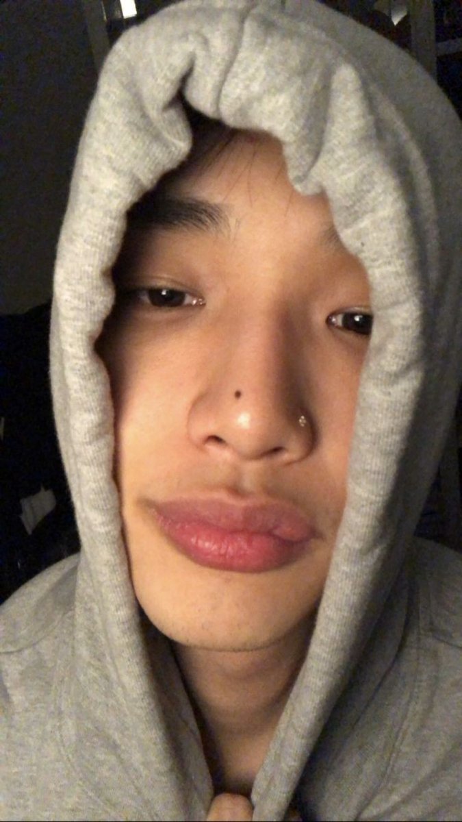 0517feed's tweet photo. "the" selfies https://t.co/OP0L4n418C