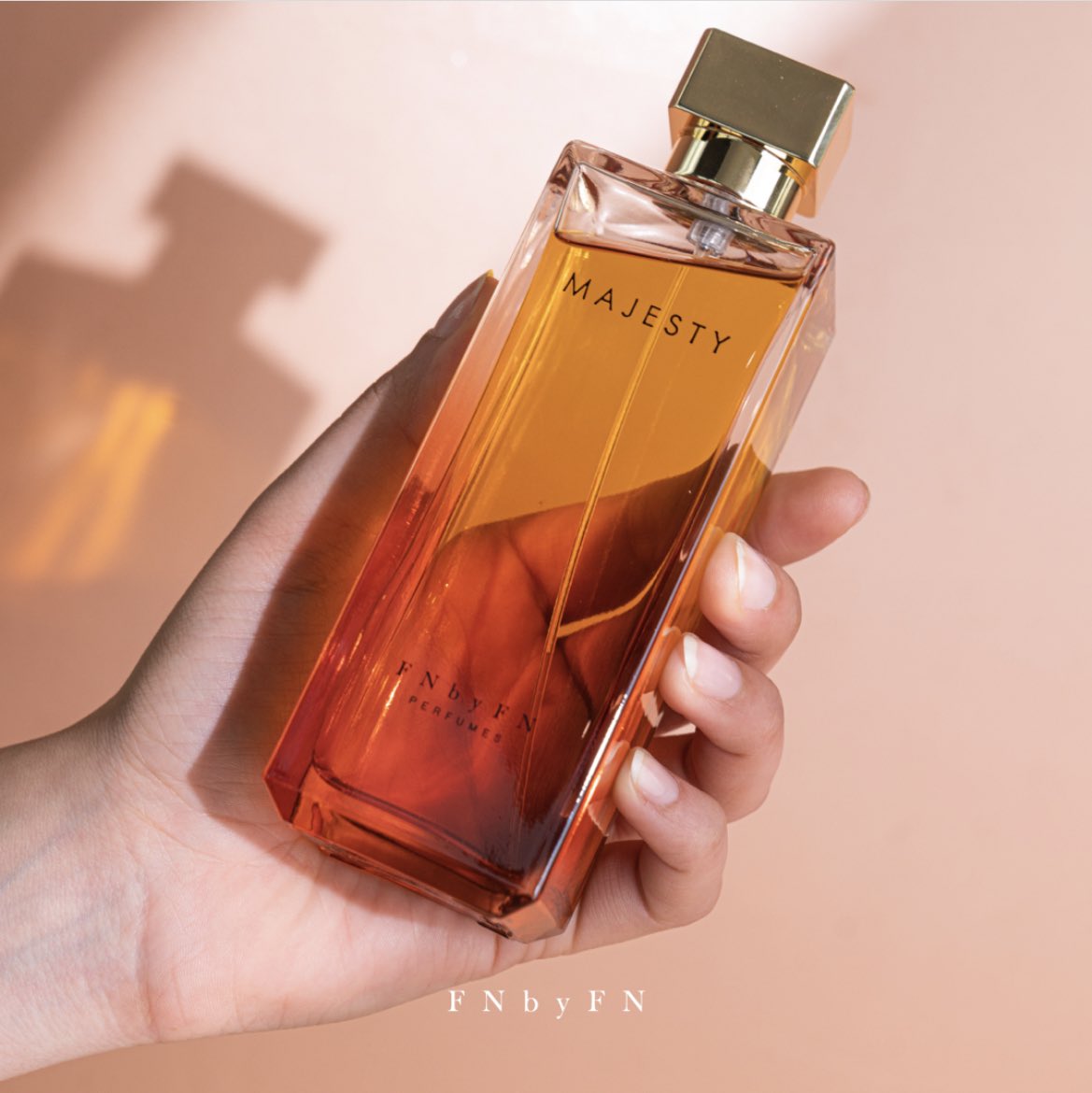 اجدد عطورنا من فن .. ماجستي
 #FnByFn