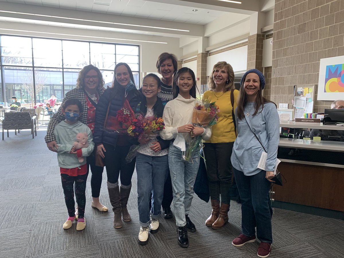 How special to see two of our 6th graders shine in their play at the Alden Theater! Way to go, Cougars!!! 👏🏼👏🏼👏🏼
@HaycockES__PE <a href="/DanaChenFCPS/">Dana Chen</a> @PrincipalBeaty <a href="/haycockcougar/">Haycock Elementary</a>