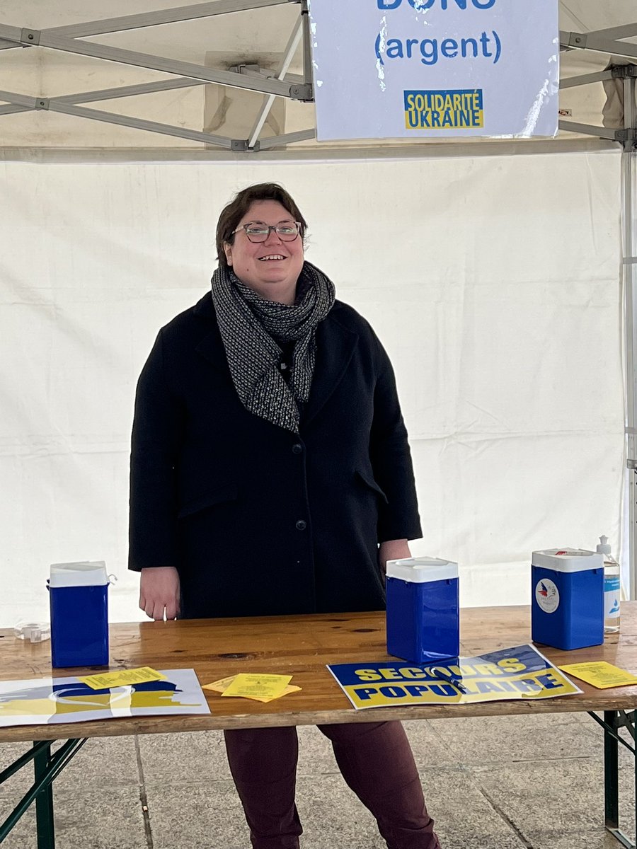 JpierreBouquet's tweet photo. Avec mes collègues et amis de la Majorité municipale à Vitry le François pour une action de solidarité en faveur du peuple Ukrainien.. https://t.co/9Q8yr5ioDG