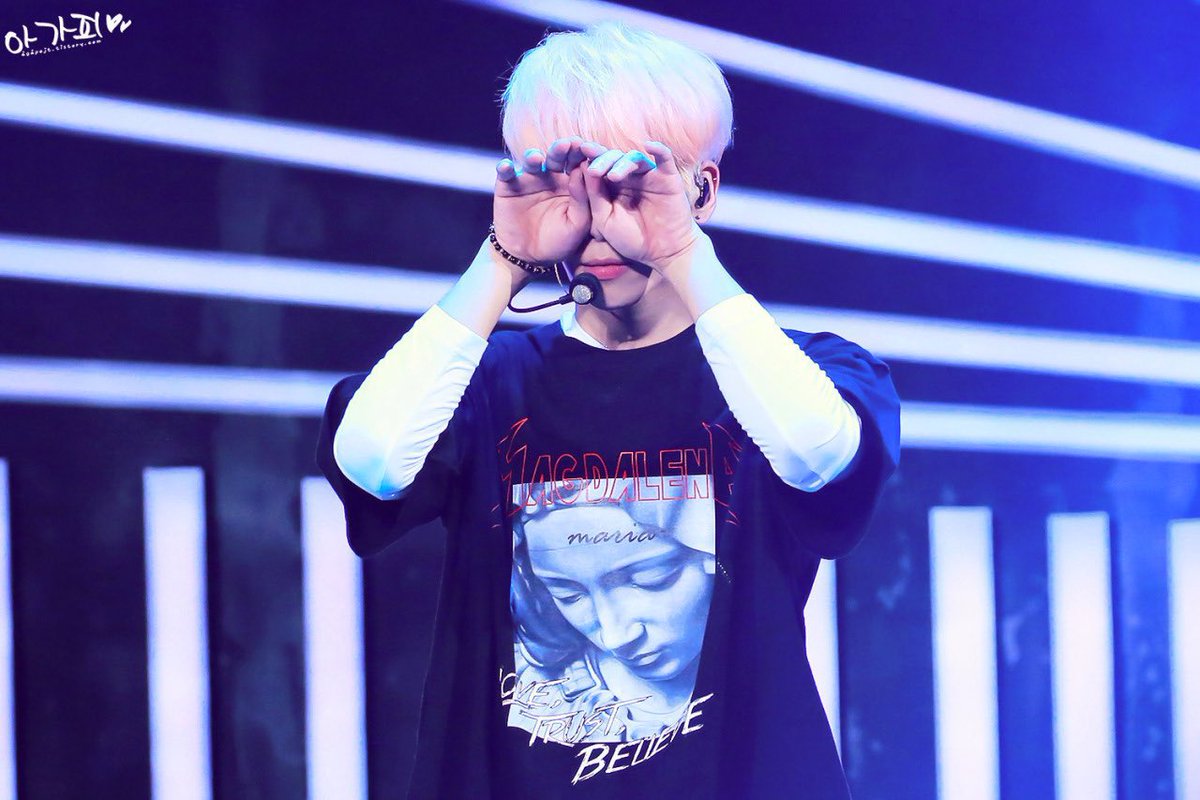 “(If I'm tired) I lose focus. I lose focus and I blank out. My vision is that way and so does my hearing too, I feel like I'm being blocked out.”

cr: cosmicsticks