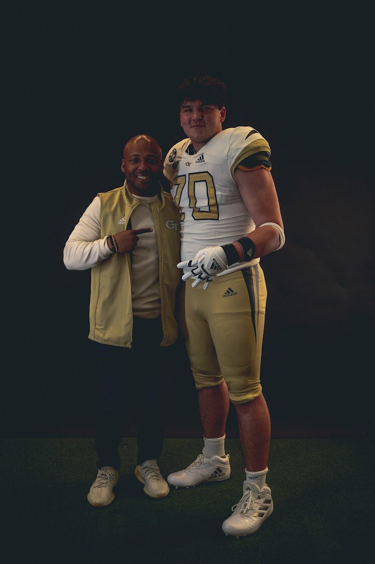 Ethan Mackenny tweet media