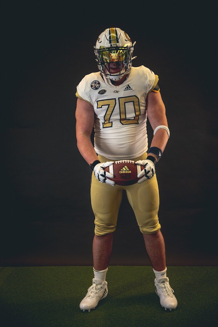 Ethan Mackenny tweet media