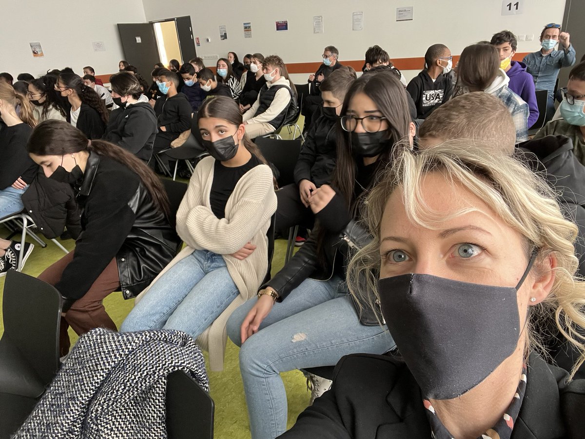 Un beau moment, pour moi c’était #sketchnotes #facilitationgraphique en live pendant les échanges élèves - entrepreneurs.