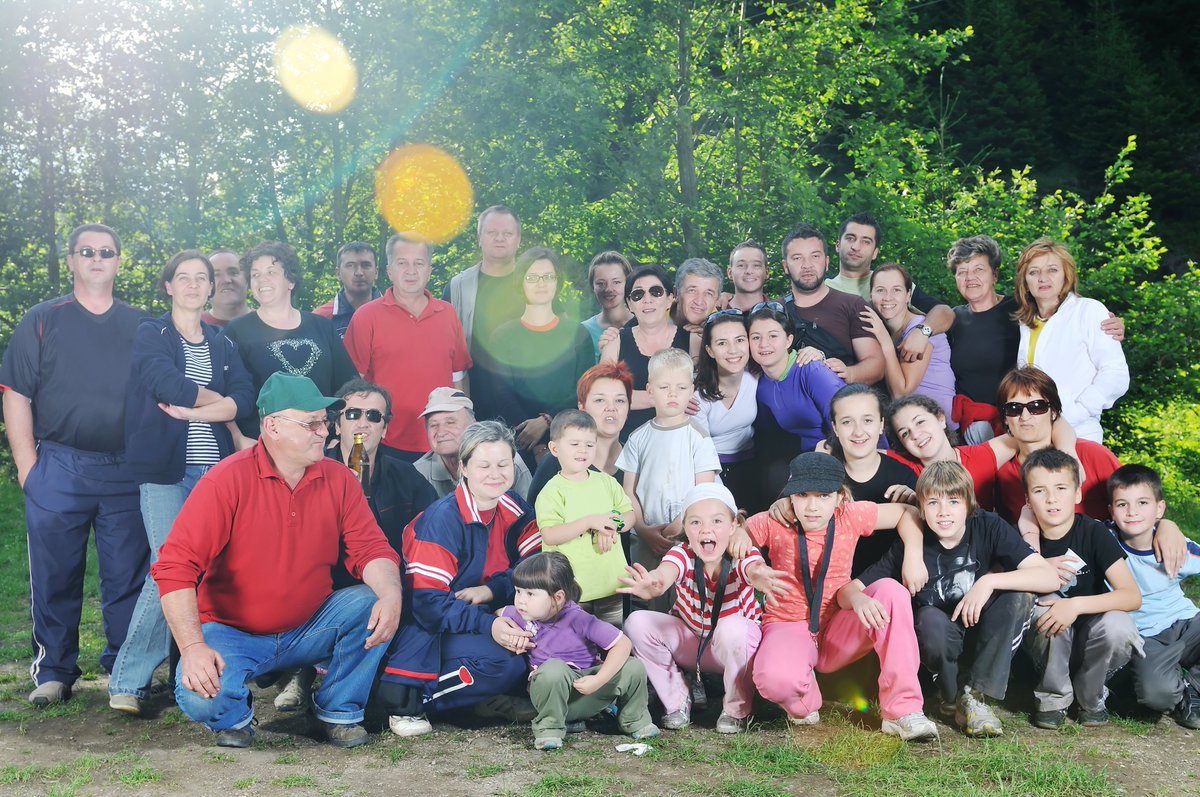VandercomMedia's tweet photo. Preserve your family history.
Be the custodian of your family's story, as well as your own.  Most people’s life films aren't just about them – it’s an opportunity to document the family history. 

#familyhistory #familyhistoryresearch #geneology #memories #documentary https://t.co/m420ddzZ7k