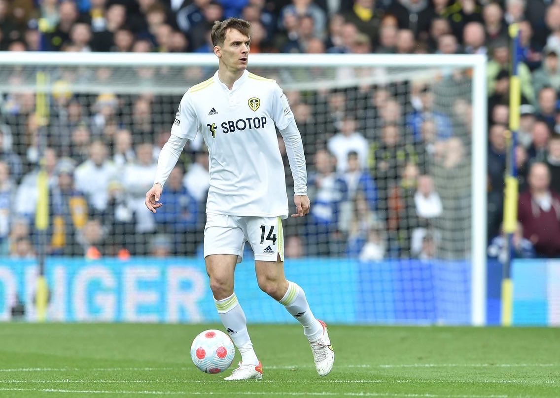 Diego Llorente tweet media