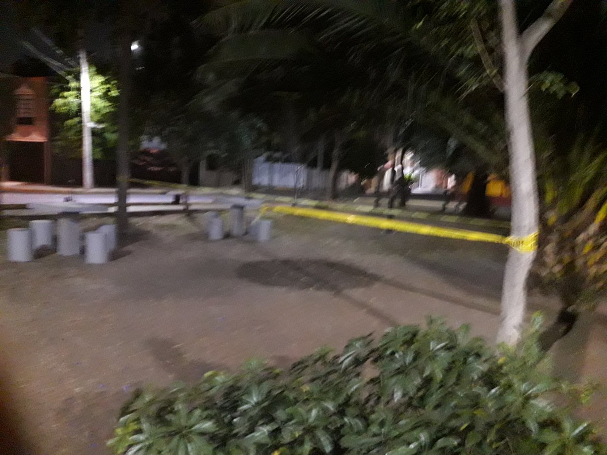 Comiteducacion's tweet photo. VECINOS DE LA COLONIA EDUCACION NO ESTAN DE ACUERDO CON LA EJECUCIÓN DEL PRESUPUESTO PARTICIPATIVO 2021 EN EL CAMELLON DE AV.3
"NO A LA OBSTRUCCIÓN DE LOS POZOS DE ABSORCIÓN DE AGUA PLUVIAL"
les contamos la historia.... (1/5) https://t.co/yiRMBcN67J