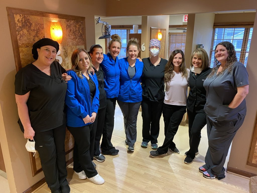 vabeachdentist's tweet photo. Celebrating our team during “Universal Woman’s Week.” A dedicated team of empowered women! https://t.co/uqzhm3FdHc