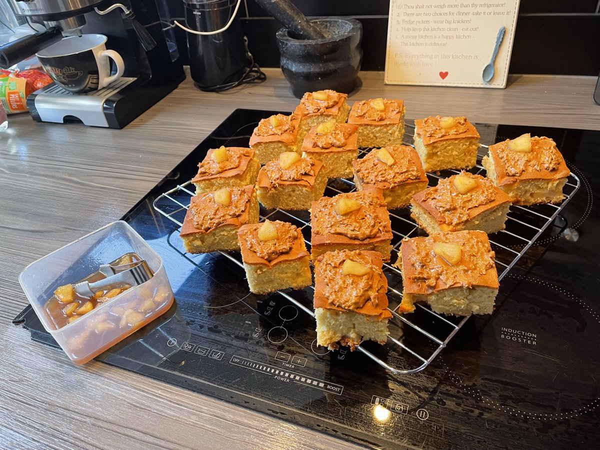 Dawnknowles81's tweet image. Such a crazy set of shifts for me and the team this week I thought I’d treat them to boost morale 👩‍🍳❤️ gone in 0.0 seconds = result, happy officers🙂