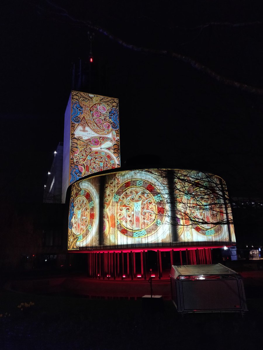 I love light art, and North of Tyne Under the Stars was fantastic!
Thank you all involved for bringing this into Newcastle city.
Video clips following...
#NTUS22