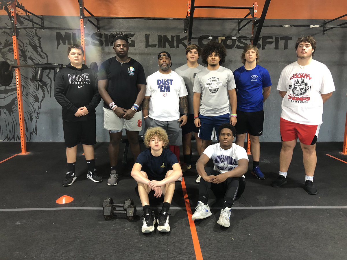 ravafit's tweet image. Another one! Every Set, Every Rep. @1kmaja1 @Dylan_Wagner_ @rivera_camren @ksampson94 #generatingresults