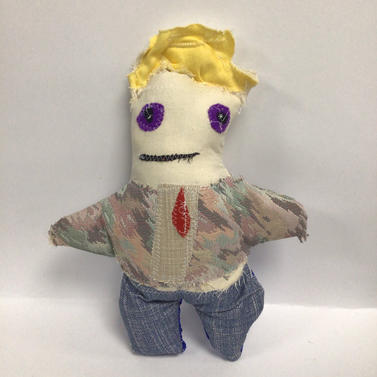 CryptArts's tweet photo. Wonderful appliqué work Y8.... great characters! #CryptArtwork #Year8 https://t.co/5gObxFwxLX