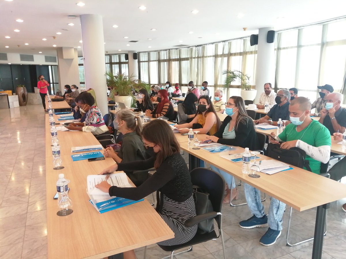 CubaONEI's tweet photo. Inicia la capacitación para el levantamiento de la Encuesta Nacional de Fecundidad, ENF-2022. Participan las representaciones territoriales de la #ONEI. Presiden el Seminario, Diego E. González Galbán, director del #CEPDE, y representantes en #Cuba🇨🇺 de @UNFPACuba @UNICEFCuba https://t.co/c5rYj0wkhf