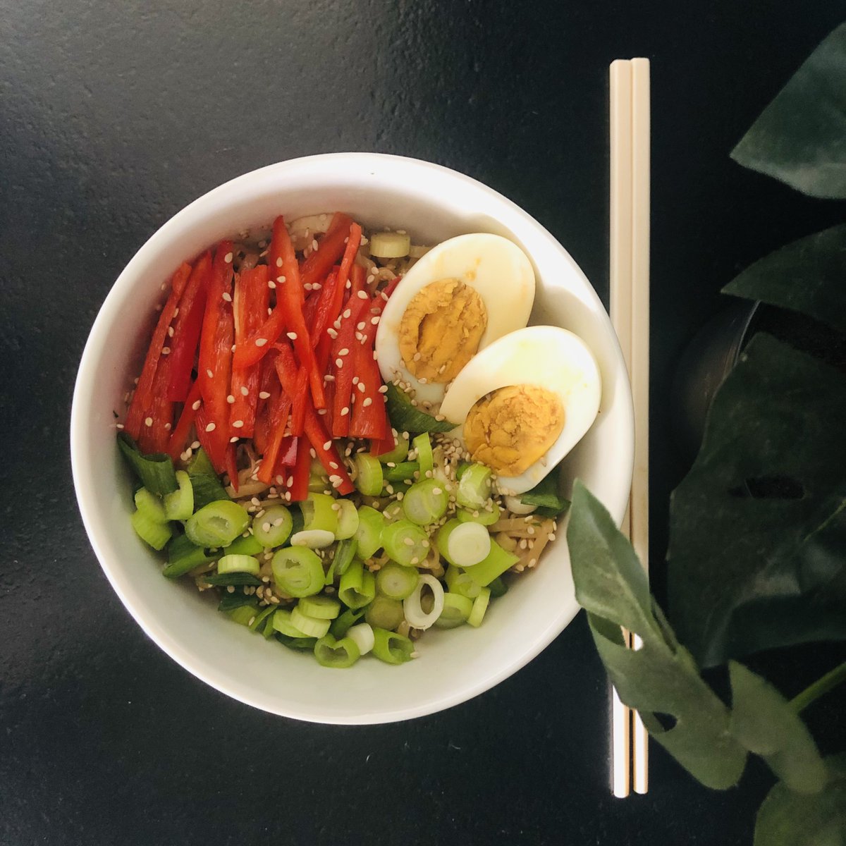 deadxelf's tweet photo. Time for ramen ๐
#gothkitchen #ramen #selfmade #delicious https://t.co/9d1B9HkSRV