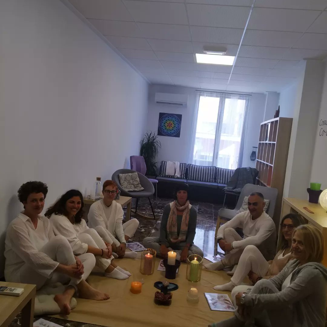 dondeberta's tweet photo. Reiki Nivel II ✨🙌✨
Un fin de semana muy especial. 
Gracias a tod@s por esta GRAN experiencia compartida desde el corazón! https://t.co/o7j2HUkycw