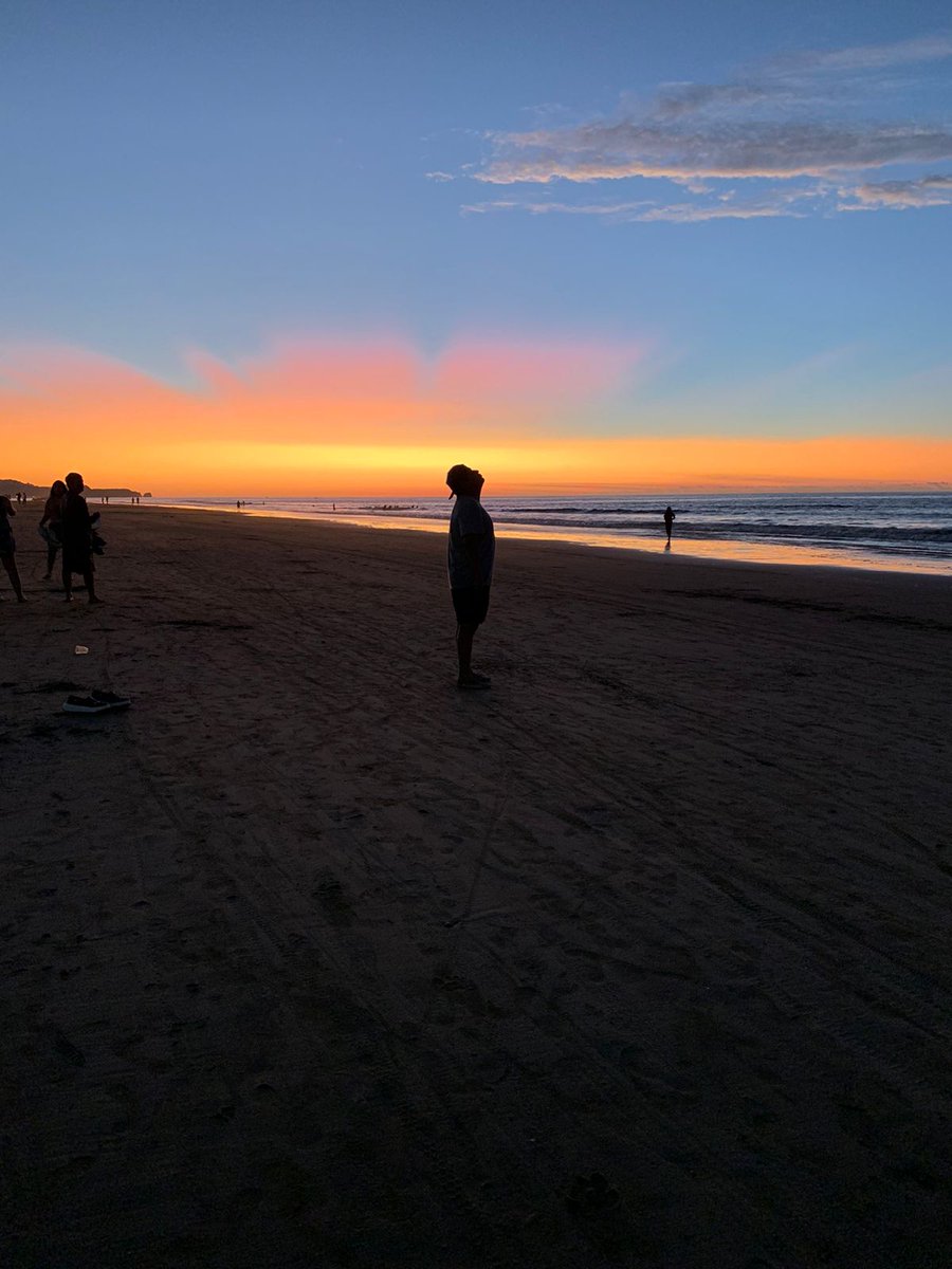 jlindao97's tweet photo. Provehito in altum 🌊
#Tonsupabeach🌴⛅️🐳
#Esmeraldas💚
#Allyouneedisecuador 🇪🇨
#Ecuadorlovelife
#Ecuador https://t.co/Rrp4Fq7CsO