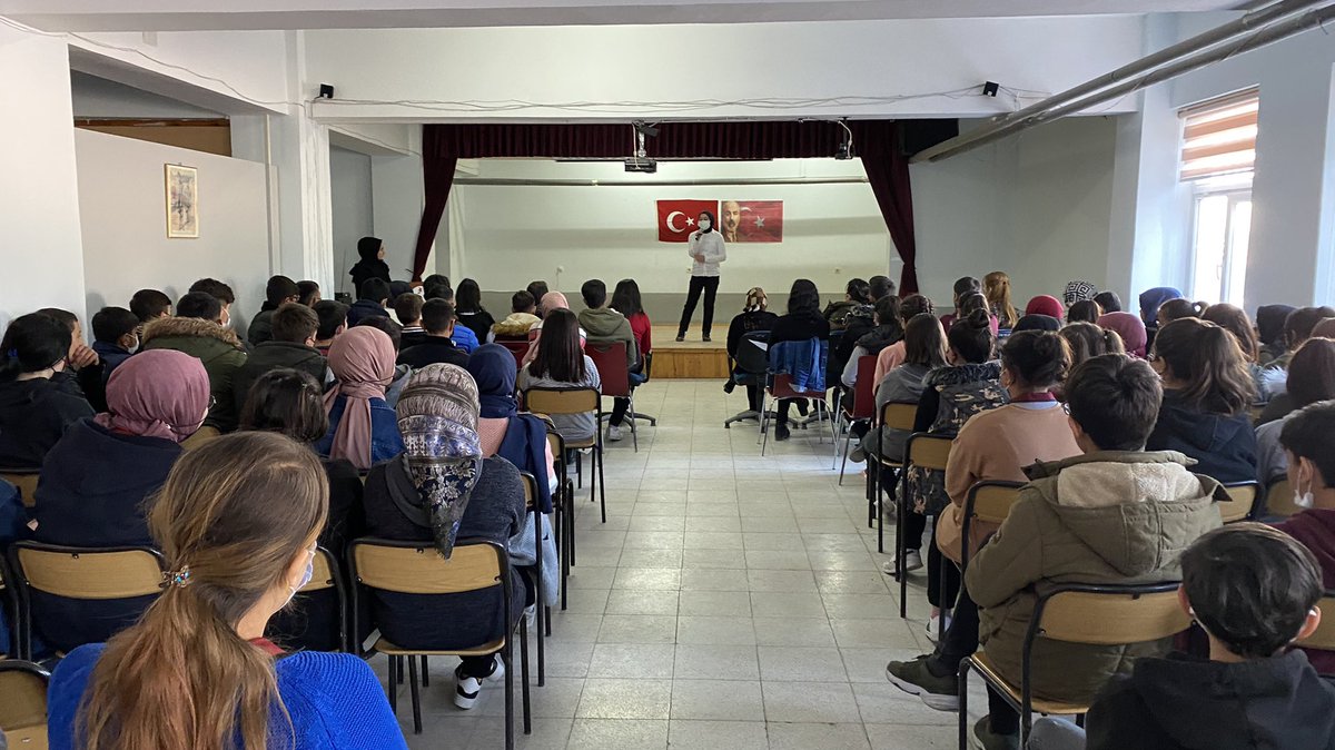 KayaliLisesi42's tweet photo. Öğretmen ve Öğrencilerimizin Katılımı ile 12 Mart İstiklal Marşı’nın Kabulünü Kutladık… https://t.co/ymH55v62C7