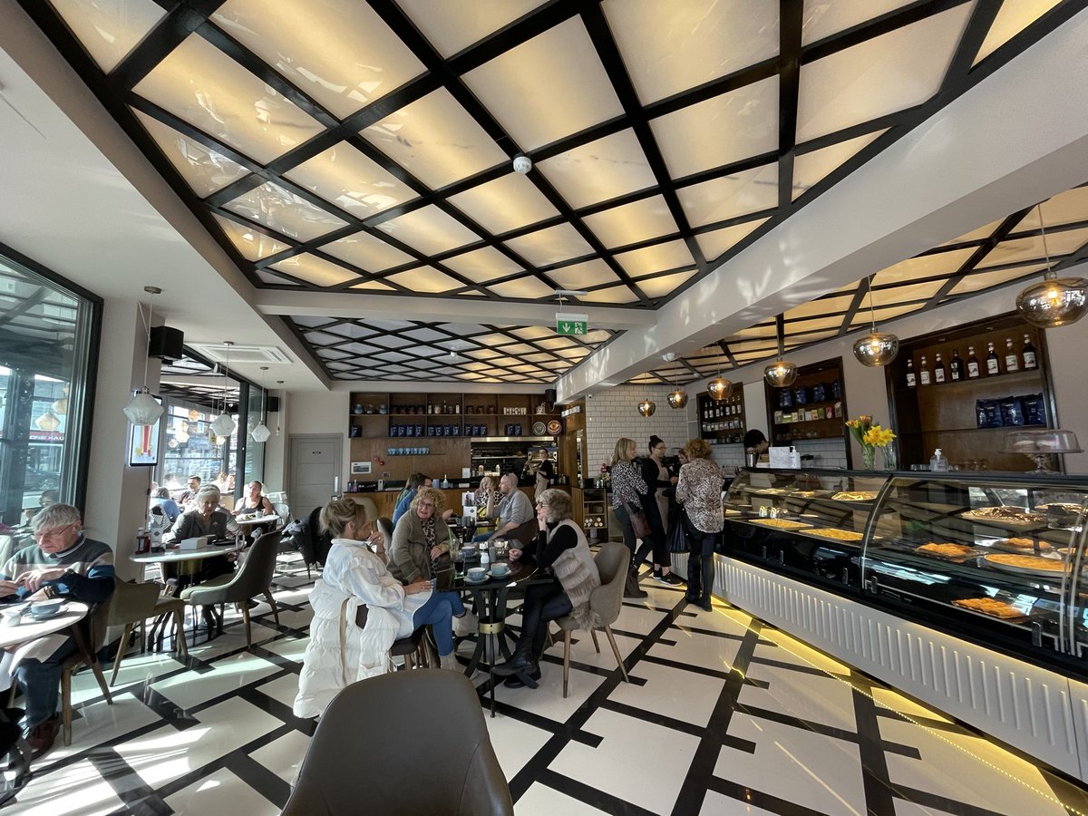 Av_Emin_Ozkurt's tweet photo. I may not be completely objective π
, but I wouldn't be wrong to say it's the best Cafe in Manchester.
#turquoisecafe https://t.co/BvmtKY4hQr