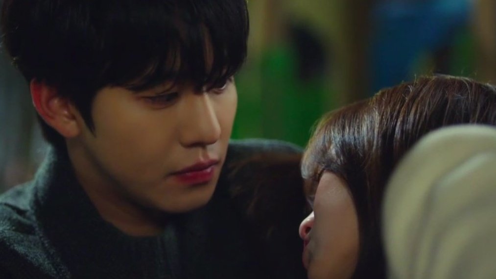withdramas's tweet photo. "Iam not geumhee, i am shin hari. i am sorry”

"Why do i even care for this girl"

She confessed to him and yet he didn't react the way we thought and he even hugged her.Omg u idiot teamu  you are in love with her 

#BusinessProposalEp5 #BusinessProposal #AhnHyeoSeop #KimSejeong https://t.co/jYLraul1X6