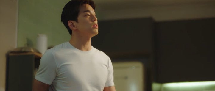 Mantapp sekali bestie kaos putih doang 🫰🫰 

#BusinessProposal 
#BusinessProposalEp5