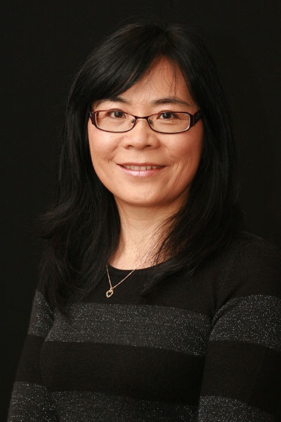 ComSoc's tweet photo. Applause for Peiying Zhu @Huawei, ComSoc Director, Industry Outreach! Leader of @huawei #5G & beyond #wireless research & standardization, she researches advanced #radioaccess technology & is active in #3GPP & IEEE 802 standards development. https://t.co/Orm59PxQC4